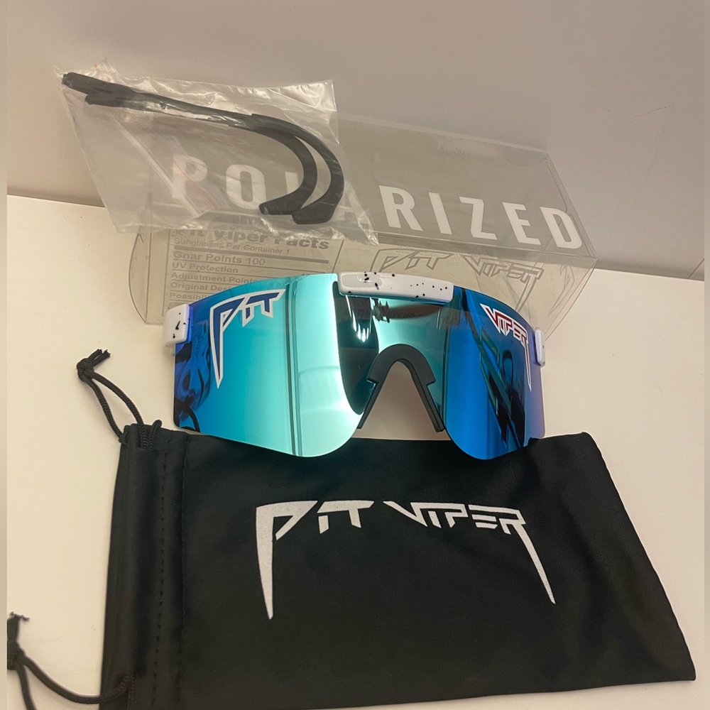 BRAND NEW Pit Viper “The absolute freedom” with ear loops and bag